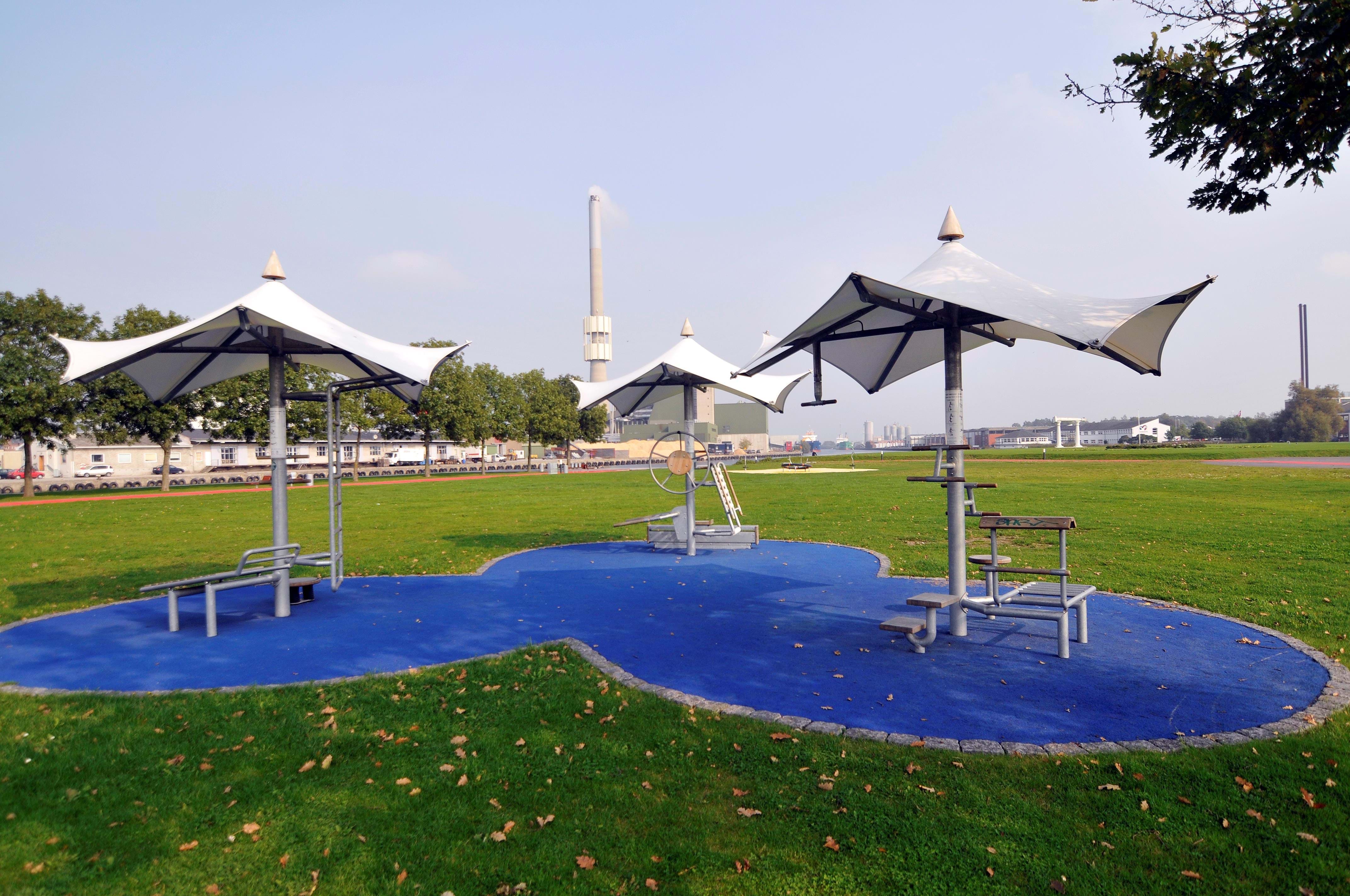 Faciliteter i Tronholmparken